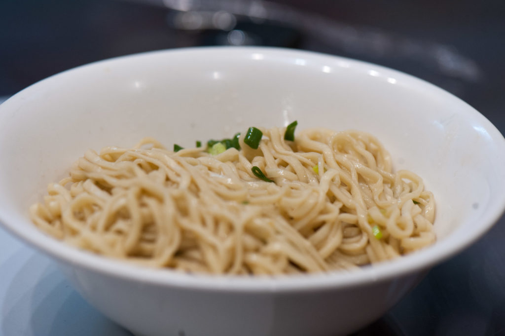 蔥拌乾麵